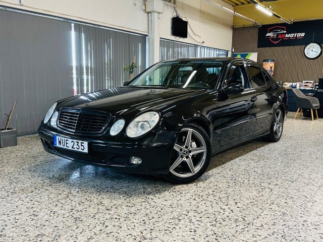 Mercedes-Benz E200 2005