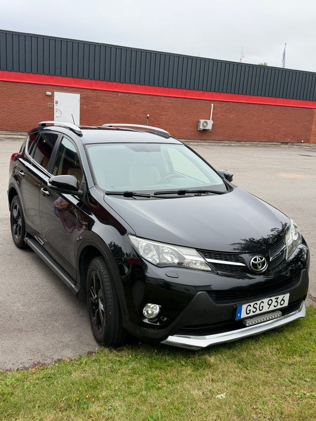 Toyota RAV4 2015