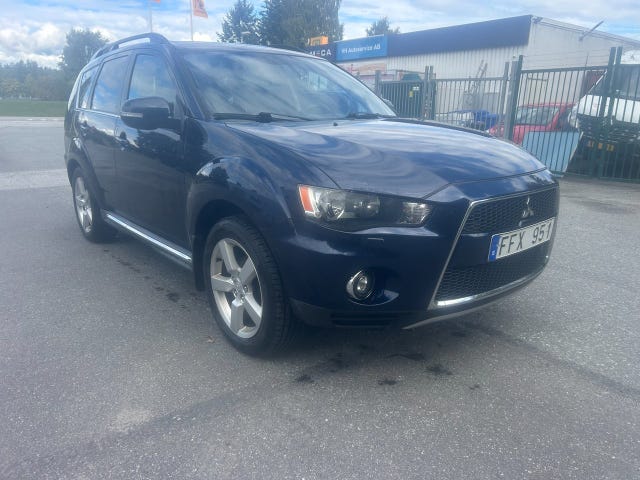 Mitsubishi Outlander 2011