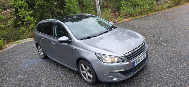 Peugeot 308 SW 2016