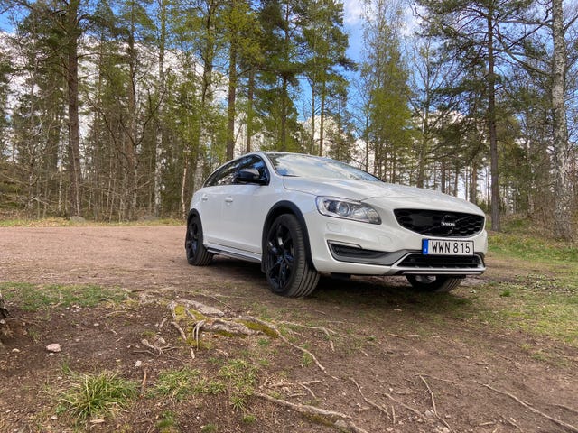 Volvo V60 Cross Country 2016