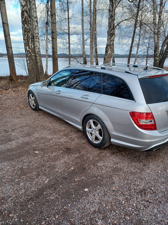 Mercedes-Benz C220 2012