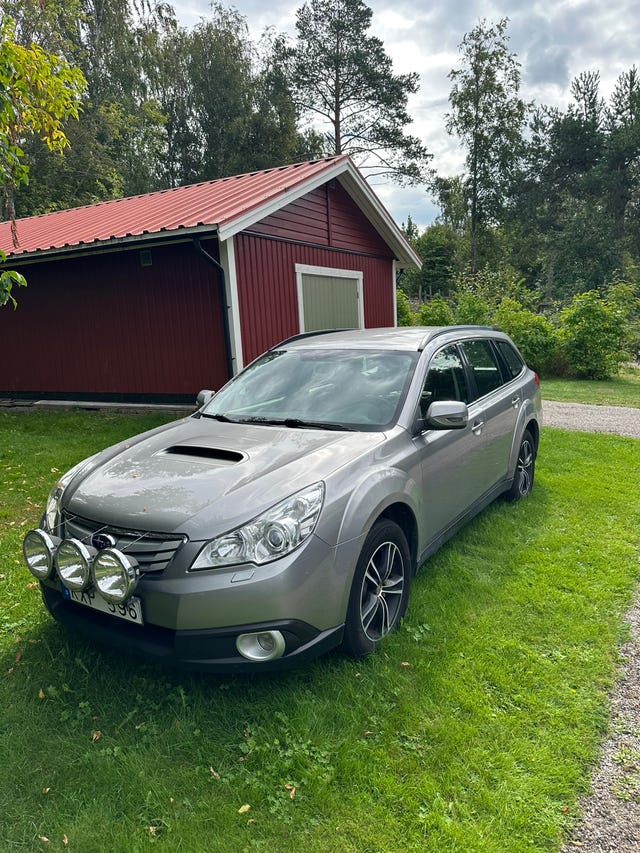 Subaru Outback 2010
