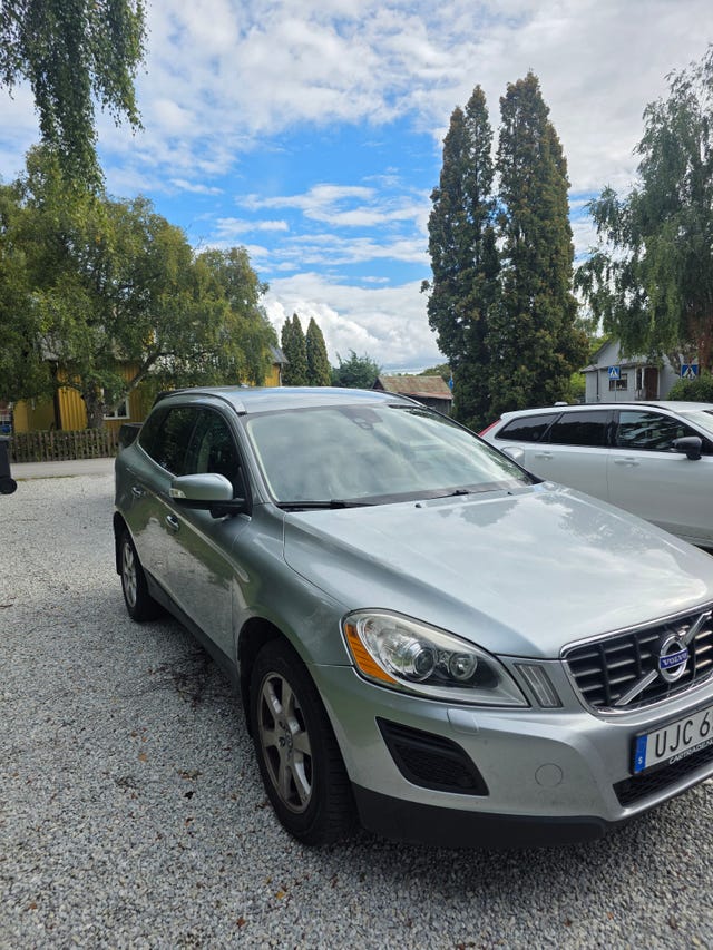 Volvo XC60 2011