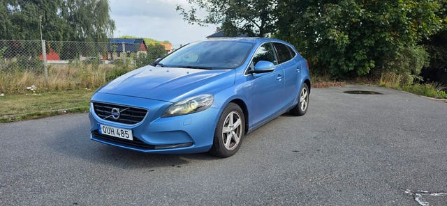 Volvo V40 2015