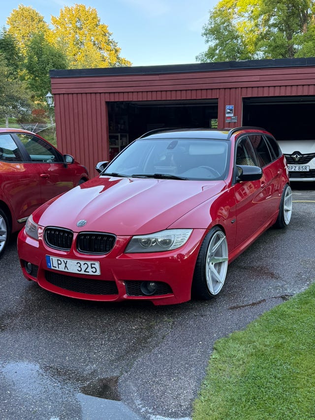 BMW 320d 2011