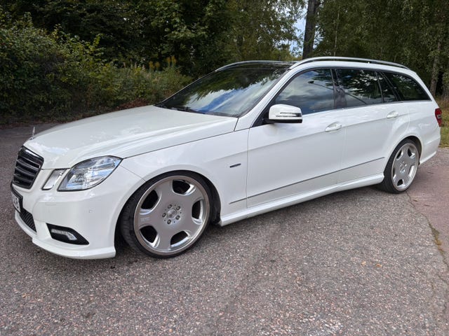 Mercedes-Benz E220 2011