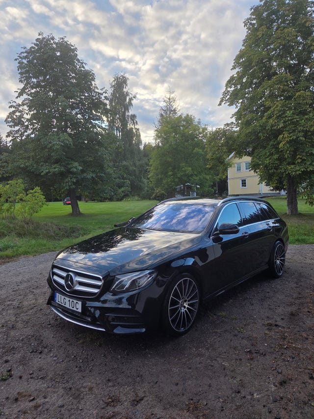 Mercedes-Benz E400 2020