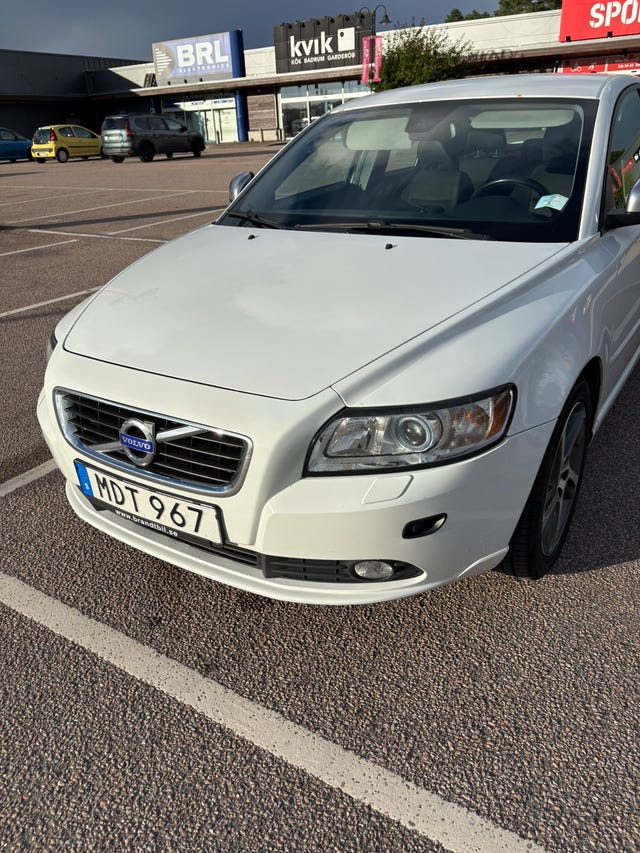 Volvo S40 2012
