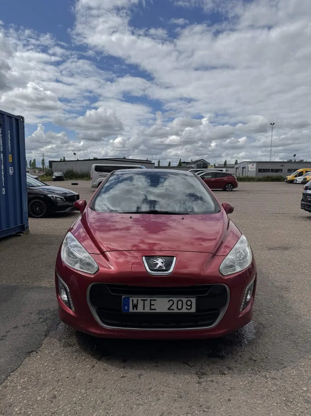 Peugeot 308 2012