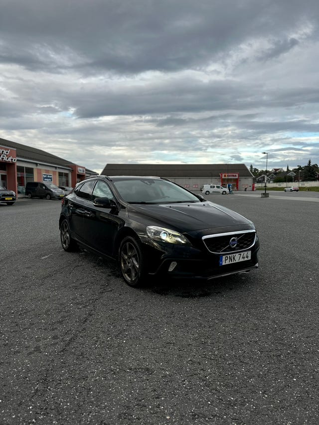 Volvo V40 Cross Country 2015