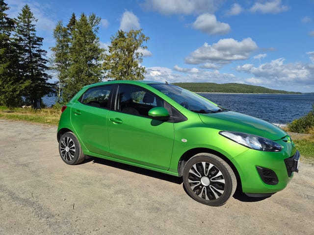Mazda 2 2013