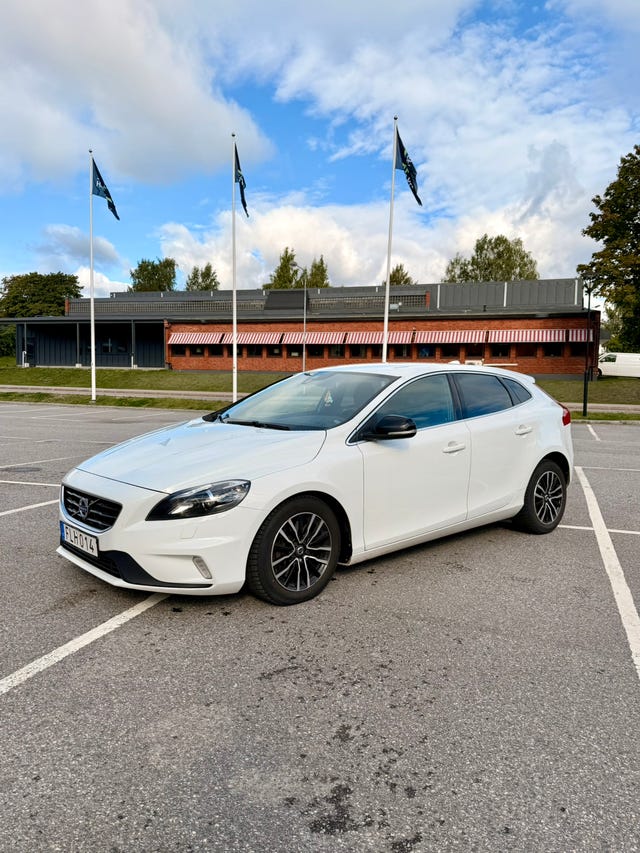 Volvo V40 2016