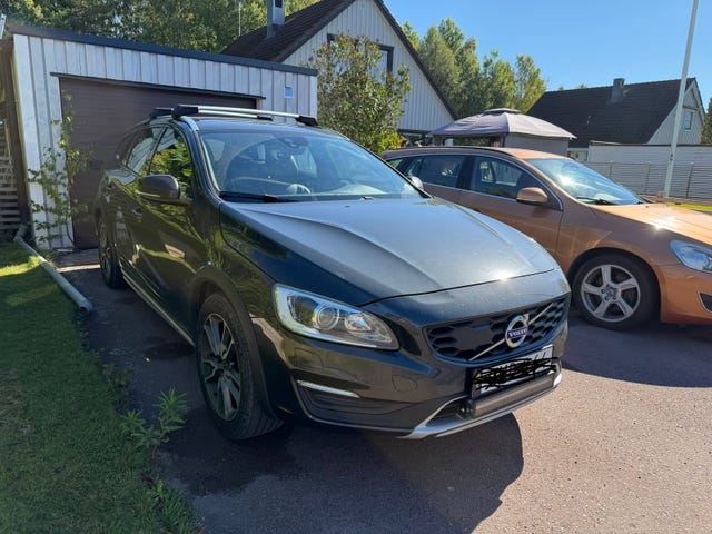 Volvo V60 Cross Country 2017