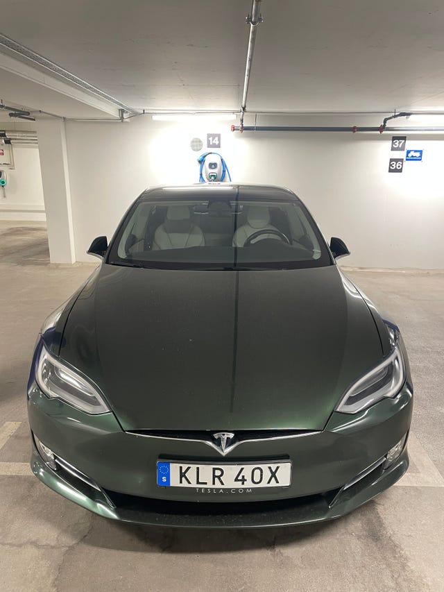 Tesla Model S 2018