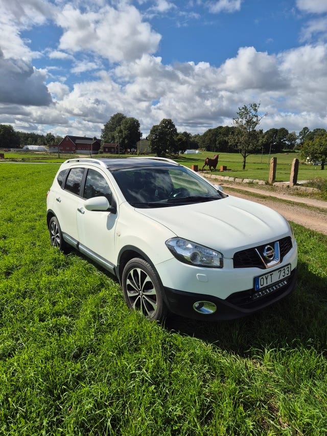 Nissan Qashqai+2 2011