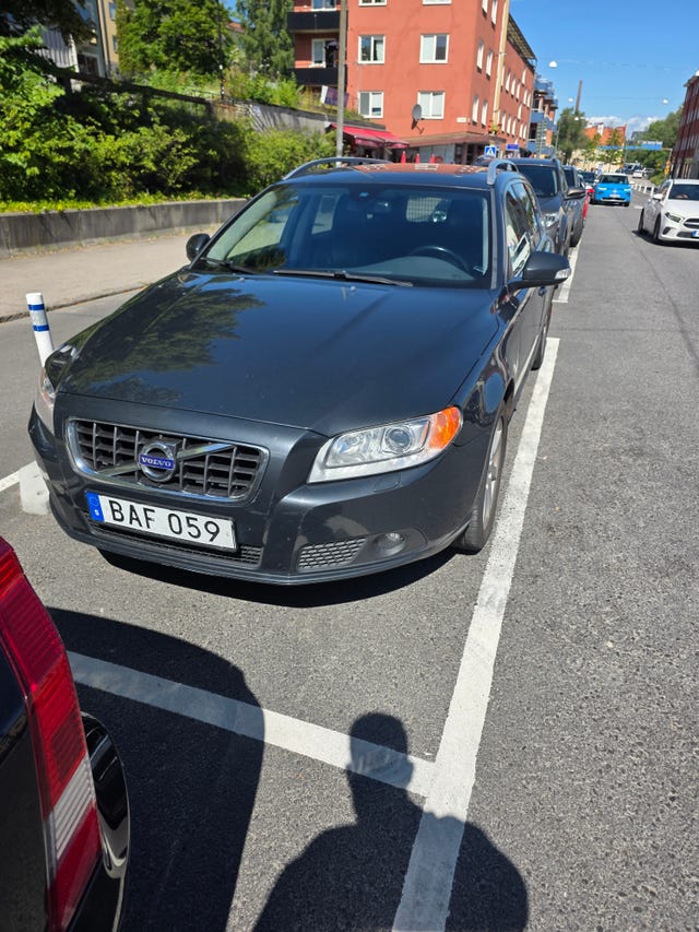 Volvo V70 2011