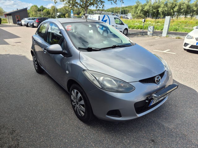 Mazda 2 2009