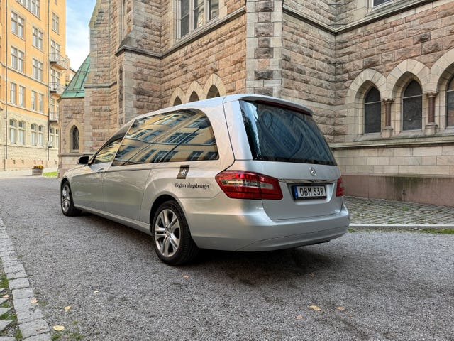 Mercedes-Benz E250 2011