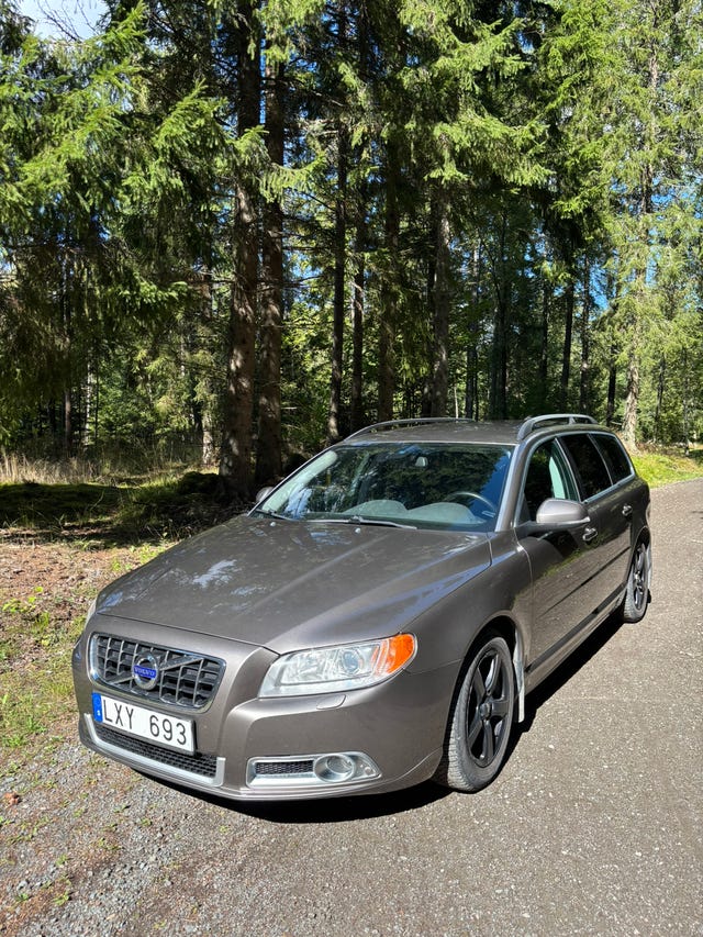 Volvo V70 2012