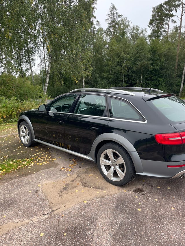 Audi A4 allroad 2015