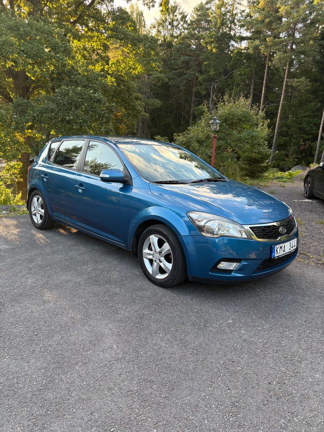 Kia Ceed 2010