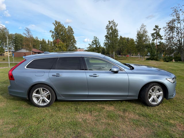 Volvo V90 2020