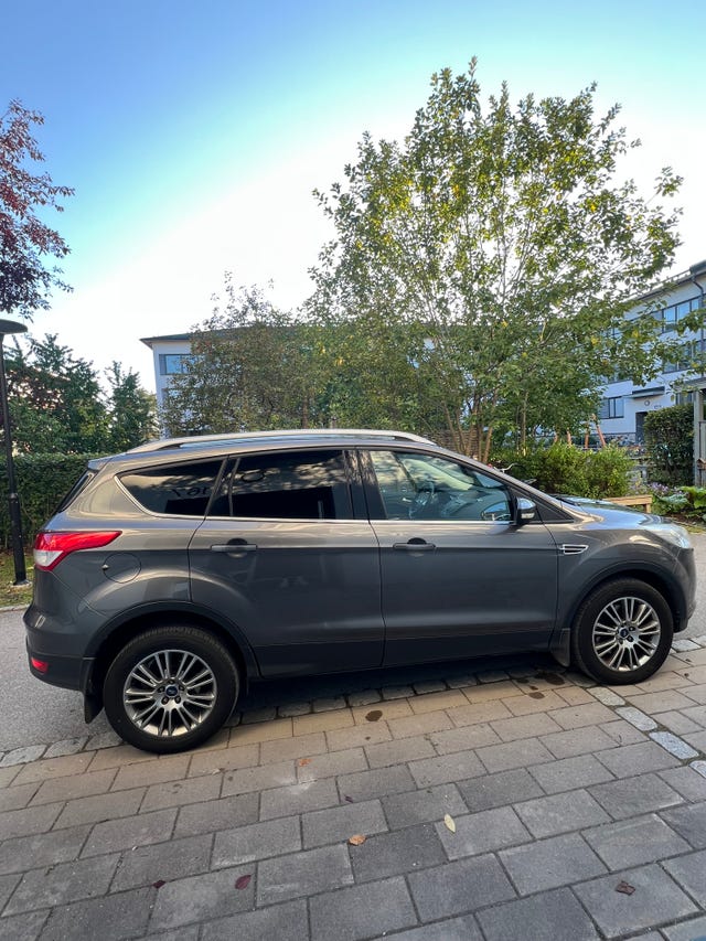 Ford Kuga 2014