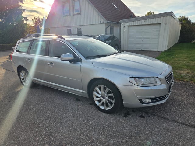 Volvo V70 2016