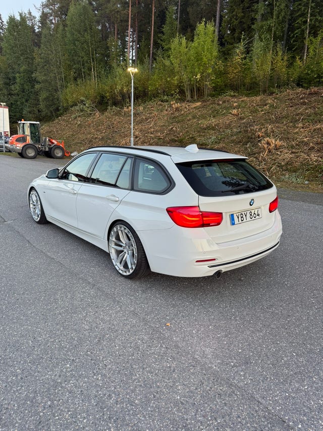 BMW 318d 2016 – bild 3