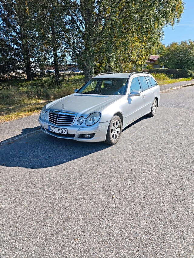 Mercedes-Benz E220 2007