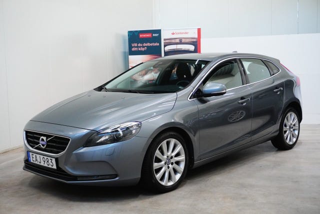 Volvo V40 2015