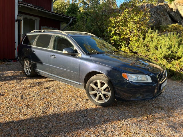 Volvo V70 2010