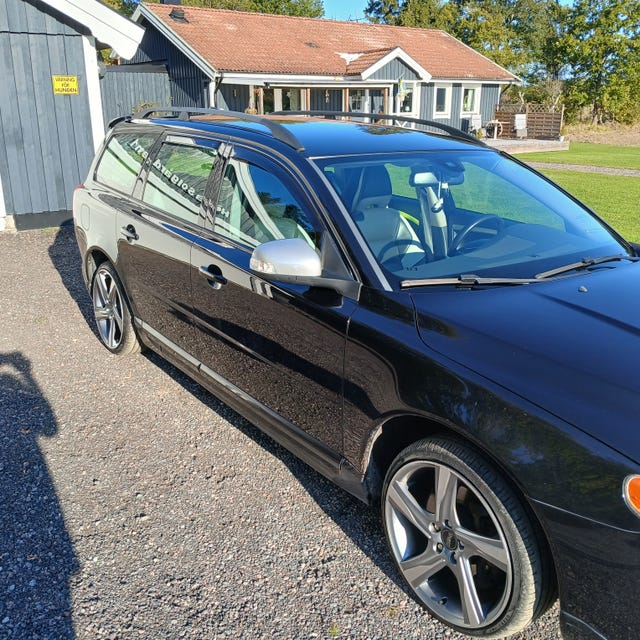 Volvo V70 2011