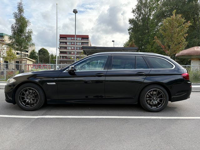 BMW 520d 2015 – bild 2