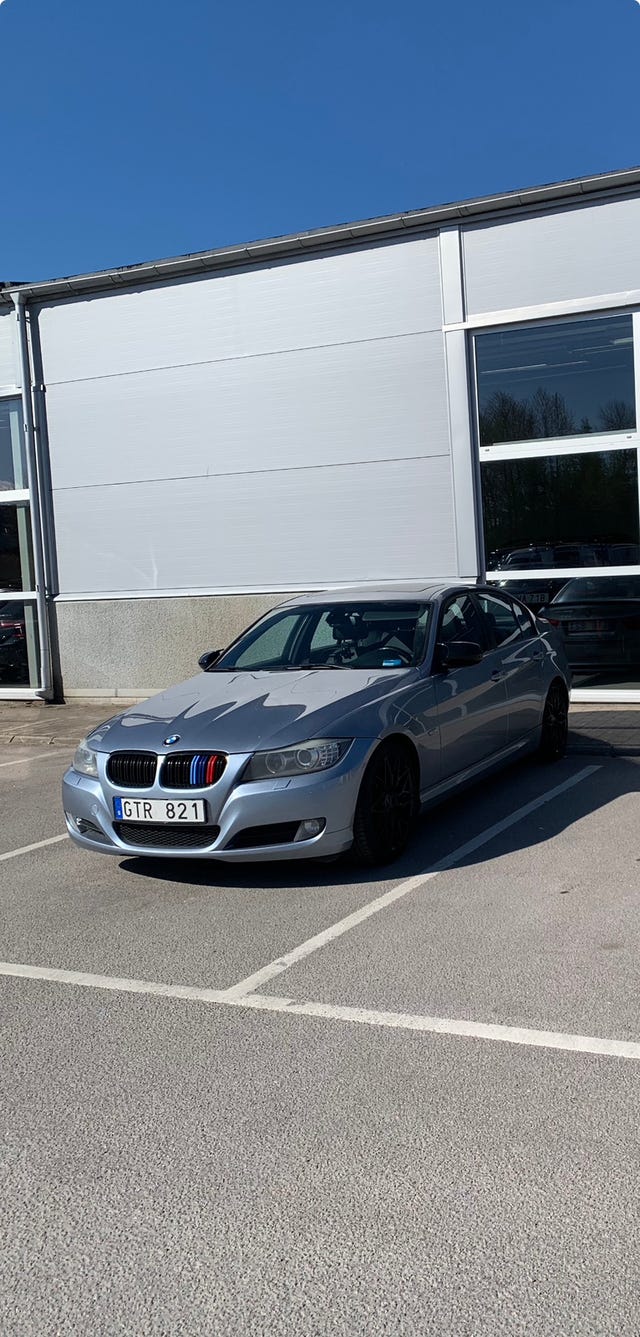 BMW 320d 2010
