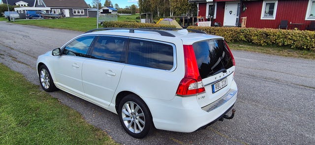 Volvo V70 2016