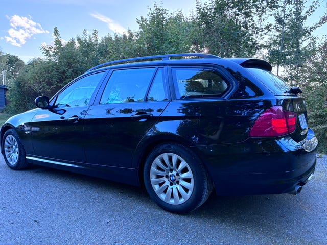 BMW 320d 2009