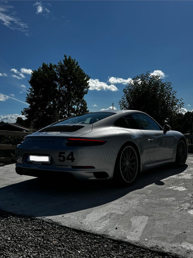 Porsche 911 Carrera 2017