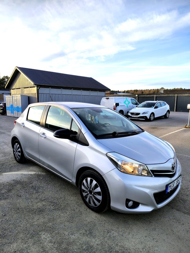 Toyota Yaris 2011
