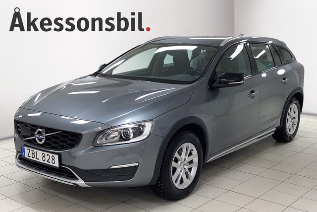 Volvo V60 Cross Country 2017 – bild 3