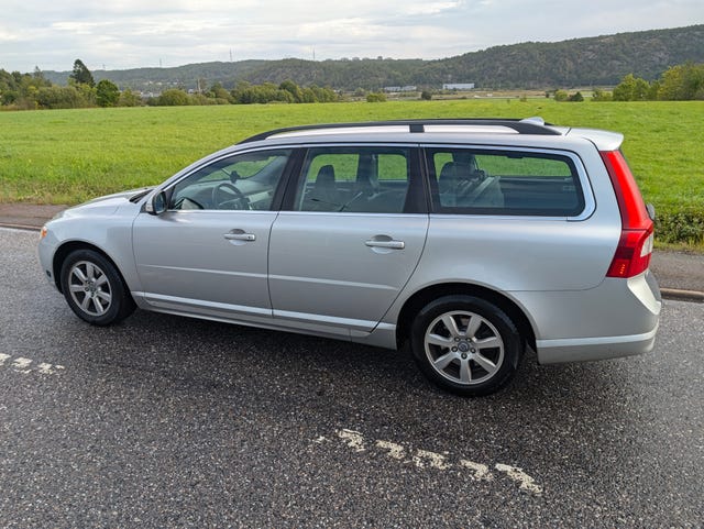 Volvo V70 2011