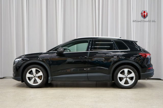 Audi Q4 e-tron 2024