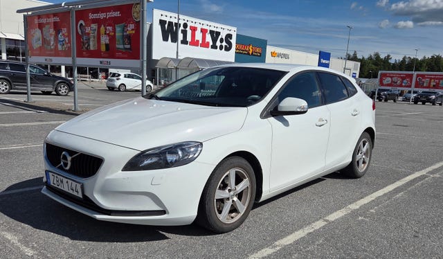 Volvo V40 2018
