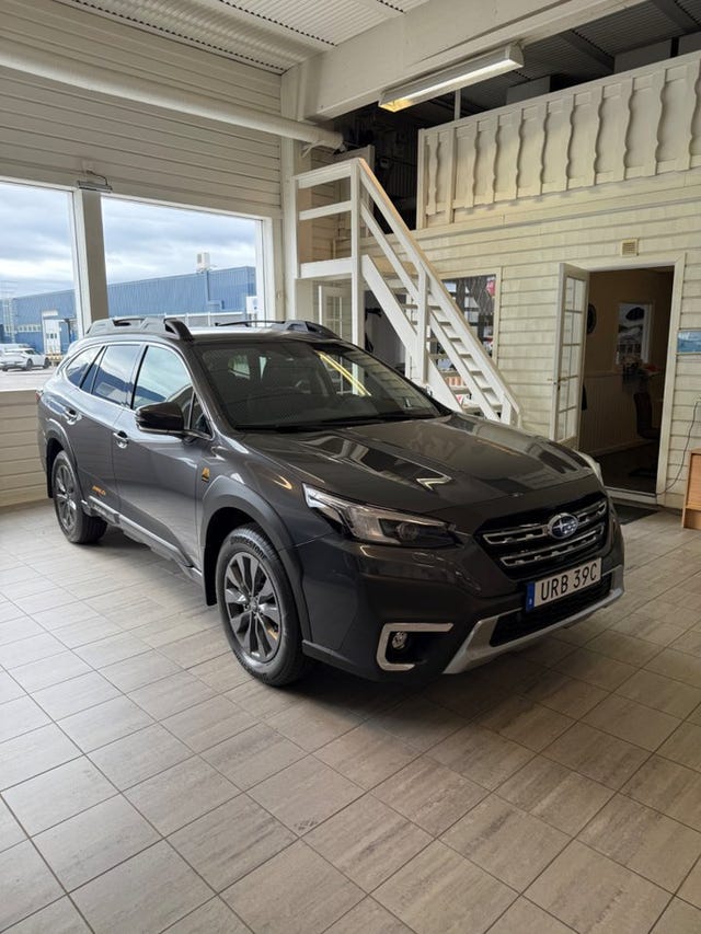 Subaru Outback 2025