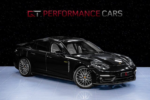 Porsche Panamera 4 2022