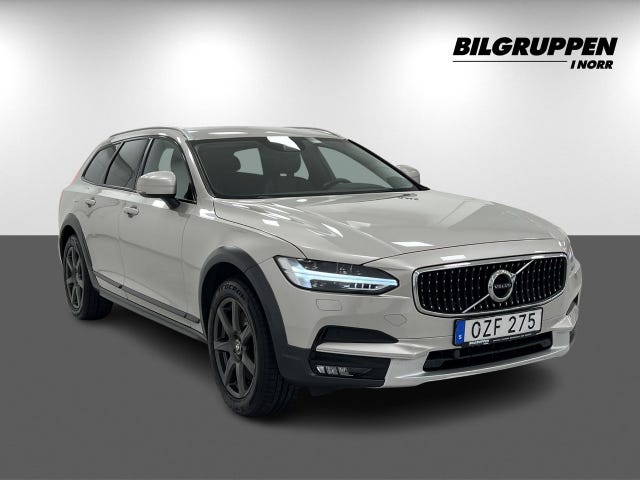 Volvo V90 Cross Country 2018 – bild 3