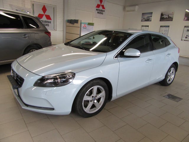 Volvo V40 2013