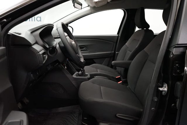 Dacia Sandero 2023 – bild 4