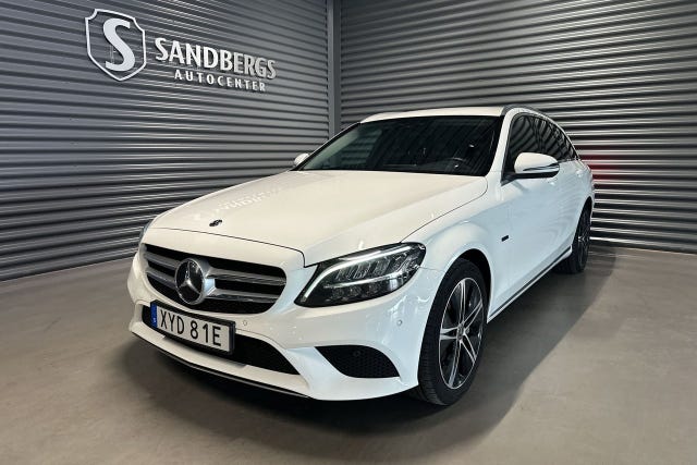 Mercedes-Benz C300 2021
